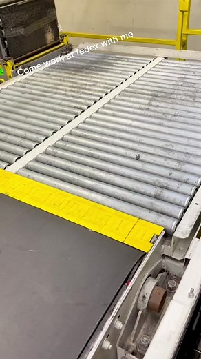 Working as a FedEx Package Handler: Job Description & Responsibilities