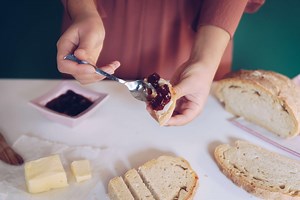 How to Make Butter: Homemade Cultured & Sweet Cream Butter Guide