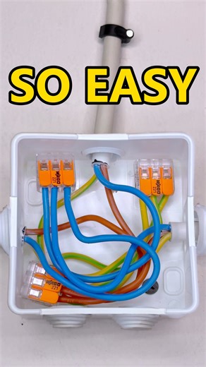 243K views · 1.8K reactions | How to Connect Wires in a Junction Box (3 Wires) - Fast, Safe Method #homeimprovements #electricaltips #wago221 | Turbo Tips | Facebook