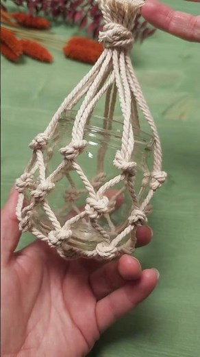 DIY Easy Macramé Hanging Jar Lantern Tutorial #MacrameDIY