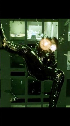 Neo SAVES Trinity from Falling Death! 😱 | The Matrix Reloaded Most Heart-Stopping Scene