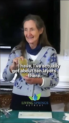 This is how Barbara O'Neill used a castor oil compress for healing