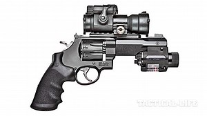 Gun Review: Smith & Wesson's M&P R8 Revolver