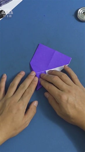 Paper Plane Zenith Spinning Version, This Plane Is So Cool！
