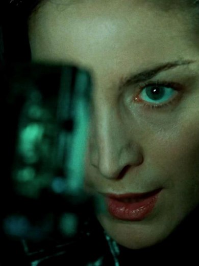 Removing the Bug Inside Him💥#TheMatrix #MatrixTrilogy #Neo #Morpheus #Trinity