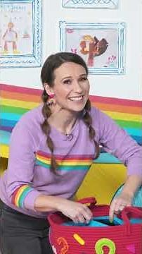 Let's Play What's in the Bucket with Jen in the Milkshake! Studio