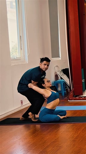 Upper Back Flexibility Check: Teacher’s Adjustment