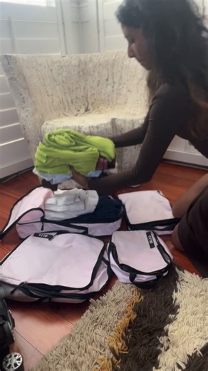 Compression Packing Cubes - Are you using cheap amazon ones? Or these that I found from ciúb #travel #flying #luggage #packinghacks | The Travel Shortcut