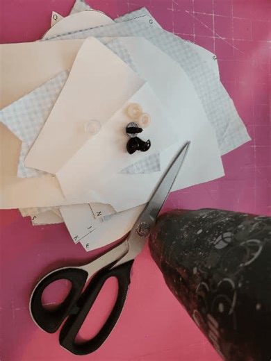 "The other day I asked for some advice on using sketch a stitch to do a portrait for a memory bear for my daughter. I finally got it to where I was happy with it and made the bear today. I used my Floriani software to shrink the pumpkin file and add "Grandpa Pumpkin" and the sketch a stitch feature to make Grandpa's portrait. Here's a video and the final pictures." - Amanda H. 🐻 We love it! Great job on a beautiful memory bear, Amanda! 💙 #florianiembroidery #sketchastitch #florianisoftware #fl