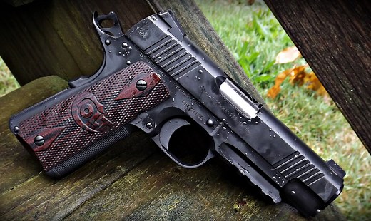 Colt Combat Commander [Ultimate Review]