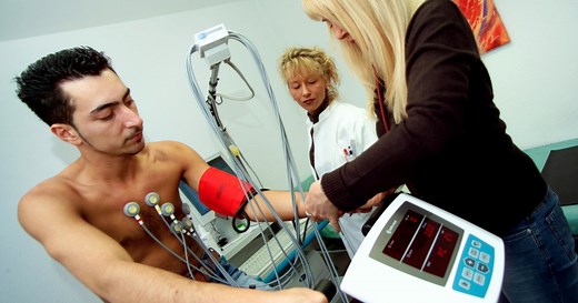 Stress Test or 3-D Scan? And the Best Heart Exam Is ...