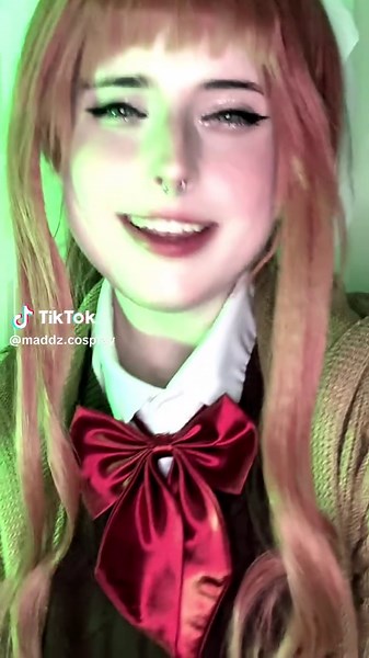 Lololol #monika #monikacosplay #justmonika #dokidokilitertureclub #dokidokiliteratureclubcosplay #ddlc #ddlccosplay #monikaddlc #fypシ