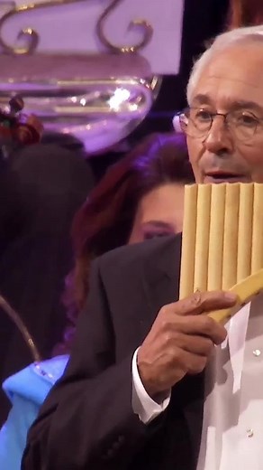 Live Performance of 'El Cóndor Pasa' in Peru by André Rieu