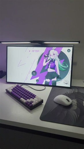 Personalize Your PC Setup with White and Purple Themes