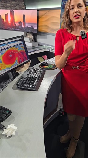 Latest update on #HurricaneMelissa 6AM Oct 28 Max sustained winds up to 175 mph. Pressure: Dropped to 901 mb overnight Stronger (mb) than Hurricane Katrina, and those winds are the same as Camille (1969) and Andrew (1992). | WISN 12 NEWS