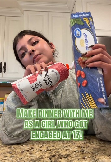 Cooking easy dinners!🍝🥒 #quickdinner #easyrecipe #cooking #easydinner #makedinnerwithme