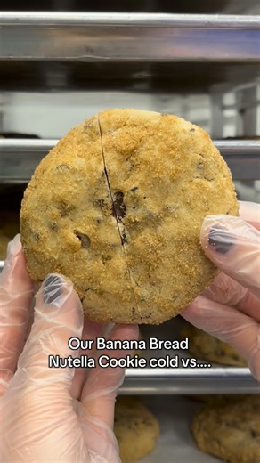 1.6K views · 60 reactions | Is this the perfect fall cookie? 樂 you tell us! #bakery #cookies #foodie #falltreats #fallflavors | Keksi Cookie Company | Facebook