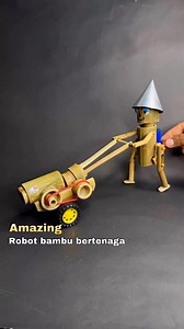 1.2M views · 11K reactions | Diy kreatif robot traktor bambu bertenaga #tutorial #kreatif #toys #mainan #idebarangbekas #creative #mainanunik #kerajinantangan #kerajinanbambu #diy #unik #amazingvideo | Gudang Kreatif | Facebook