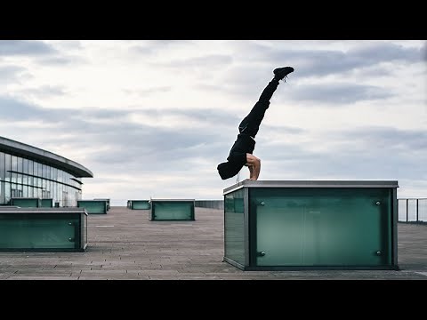Master the Handstand Push-up With These Four Exercises | HSPU TUTORIAL