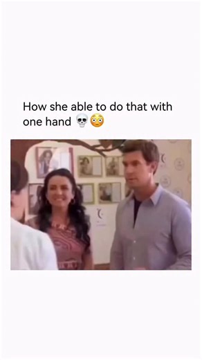 THE (The Humor Entertainment) on Instagram: "Yes — one-handed surgery is real. There are documented surgeons who continued operating successfully after losing the use of one hand due to injury or disability. Medicine allows this because surgery relies heavily on muscle memory, precision training, and adaptive techniques rather than raw strength. In fact, surgical training rewires the brain. Repeated practice builds extreme coordination in the motor cortex, allowing surgeons to adapt tools, use m