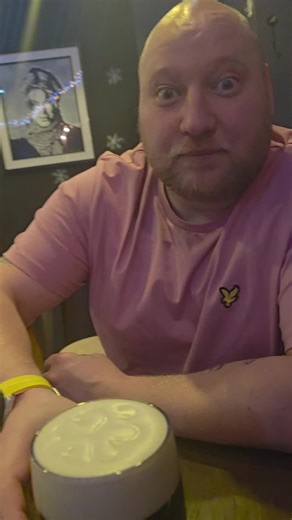 Hilarious Splitting Challenge Fails to Make You Laugh