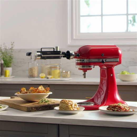 Elevate your recipes with fresh and fun ways to enjoy fruits and veggies. Ready to take the plunge into veggie creativity? Get the KitchenAid® Vegetable Sheet Cutter Attachment at spr.ly/VegetableSheetCutter #KitchenAidAttachments #KitchenAidStandMixer #KitchenAidCanada | KitchenAid Canada