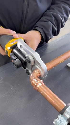 The DEWALT 20V MAX* Compact Press Tool Kit (DCE210D2) provides broad press versatility in a lightweight, inline, design that allows for overhead and one-handed pressing in small spaces; making it an outstanding solution for the pipe trades. The DCE210 is compatible with all DEWALT compact series pressing attachments (sold separately). Onboard designs and features include a 180° rotating head allowing for best press angles, an LED worklight for excellent press location visibility, Crimp Connect® 