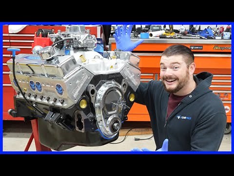 Unboxing a Chevrolet Small Block V8 350 5.7L 390HP 410TQ | BluePrint Engines