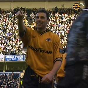 🎁 Today's goal of the day comes from the 1998 festive period... An absolute screamer from Kevin Muscat! 🤫 | Wolverhampton Wanderers FC