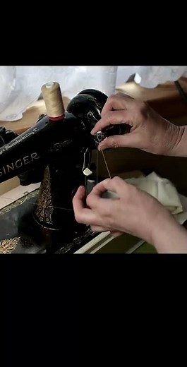 How to Wind a Bobbin on a Vintage Singer 66 Sewing Machine