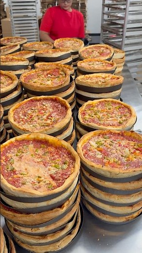 How Chicago's BEST Pizza Is Made