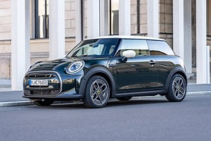 2024 MINI Hardtop 2 Door Electric Prices, Reviews, and Pictures | Edmunds