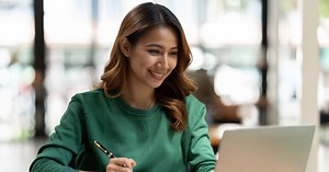 Create a beautiful business card for free | online business card maker | ZenBusiness