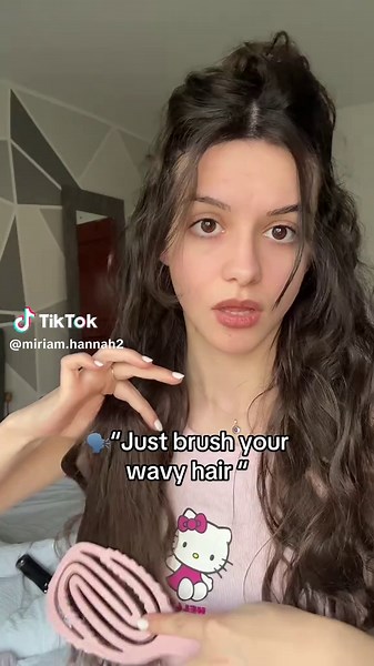 I kinda like it, hairbrush from @AimikeDirect #wavy #waves #wavyhair #fyp #brushedwaves