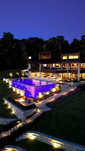 Innovative Swimming Pool Designs by DesRosiers Architects