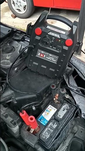 Cen Tech 3 in 1 portable power pack / Jump Start Car