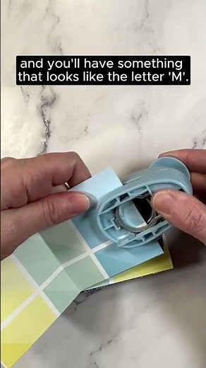 Mini Scrapbook Album WITH POCKETS | Tutorial #short