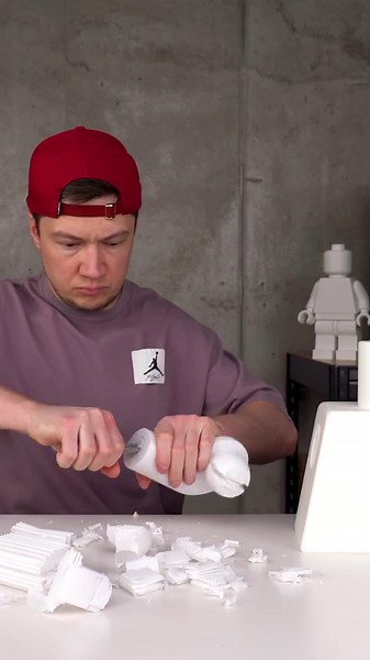 Building a giant 3D printed LEGO minifigure — from standard to colossal!