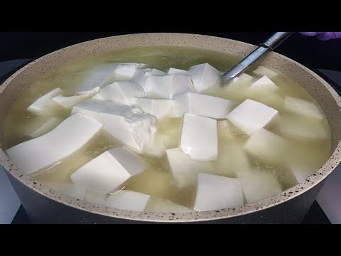 A simple guide on how to make homemade cheese: step by step. Video for beginners |CC|