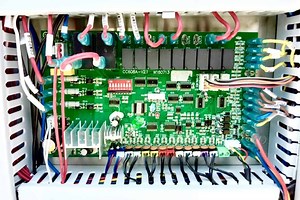 5 Types of HVAC Controls (Thermostat, DDC, 0-10V & Dry Contact) - aircondlounge