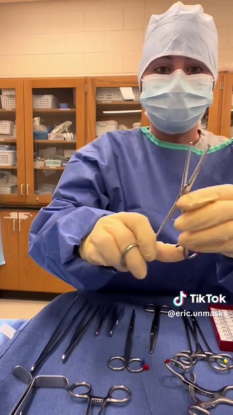 @nikki asked for more general surgery instruments, so @amb will help you out with that in Part 1 of her Gen Surg Instruments. 😁#surgicaltechnologist #surgtech #surgicaltechstudent #scrubnurse #scrubtech #ornurse #nurse #nursingschool #orlife #healthcare #surgery #surgical #sterile #sterileprocessing #surgeon #doctor #vettech #dental #dentalhygienestudent #surgicalinstruments #icunurse #er #ernurse #student