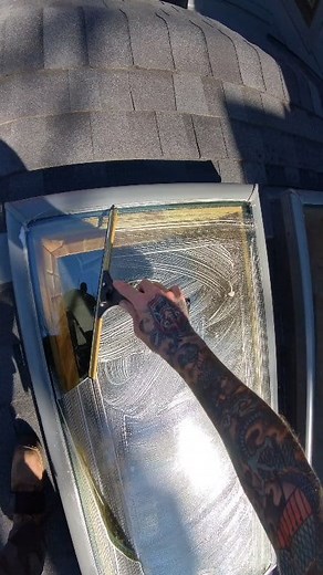 15K views · 342 reactions | Marathon Window Cleaning Job | $650 In 1.5 Hours #prowindowcleaning #guttercleaning | Luke The Window Cleaner | Facebook