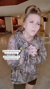 79K views · 158 reactions | I used to do door to door solar sales  they aren't all bad lol but those pest control guys will get ya #pestcontrol #doortodoorsales #salesman | jstkara | Facebook