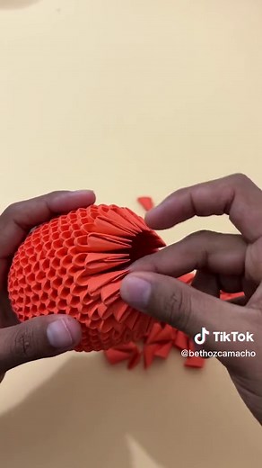 Tutorial de Origami 3D Pochita Malo - Arte de Chainsaw Man