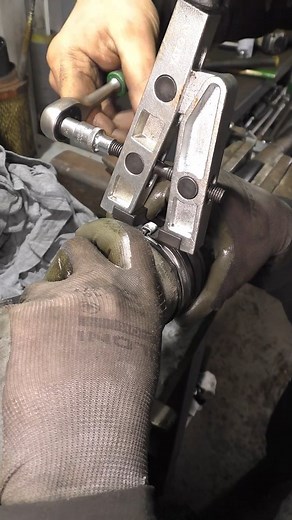 11K views · 54 reactions | perfect cv boot clamp tightening . . . . . #tools #cvjoint #mechanic #carfix #carrepair #mechanictips #cvboot #mechaniclife #carshop #automotive #automotiverepair #diycarrepair #diy | OPEL Service | Facebook