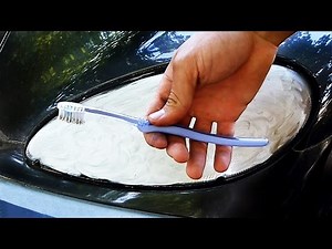 How to Restore Foggy Headlights Using Toothpaste