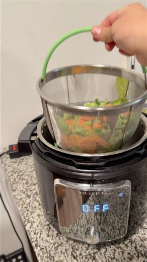 How to Use the Steam setting to cook Frozen Vegetables likes Broccoli #instantpot #pressurecooker