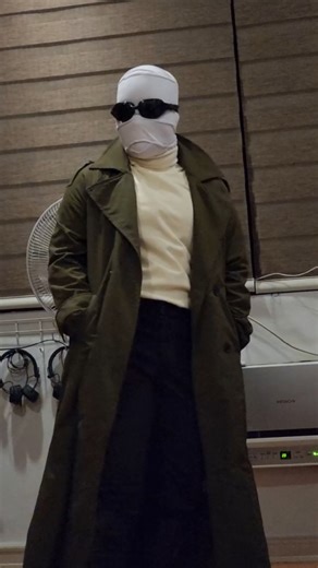 me in a microwave edit (i may be a late) #costumes #cosplayer #art #artistsoftiktok #costume #edit #microwavechallenge #microwaveedit #fypシ゚ #fyp