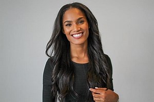 Hot Hair Comb vs Flat Iron and How to Use a Straightening Comb