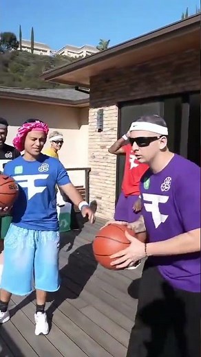 Faze Clan Goes “Trick Shot” Crazy AURA